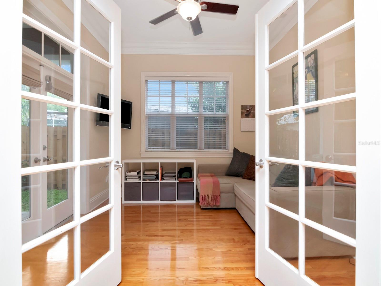 3609 S WAVERLY PL, TAMPA, FL, 33629