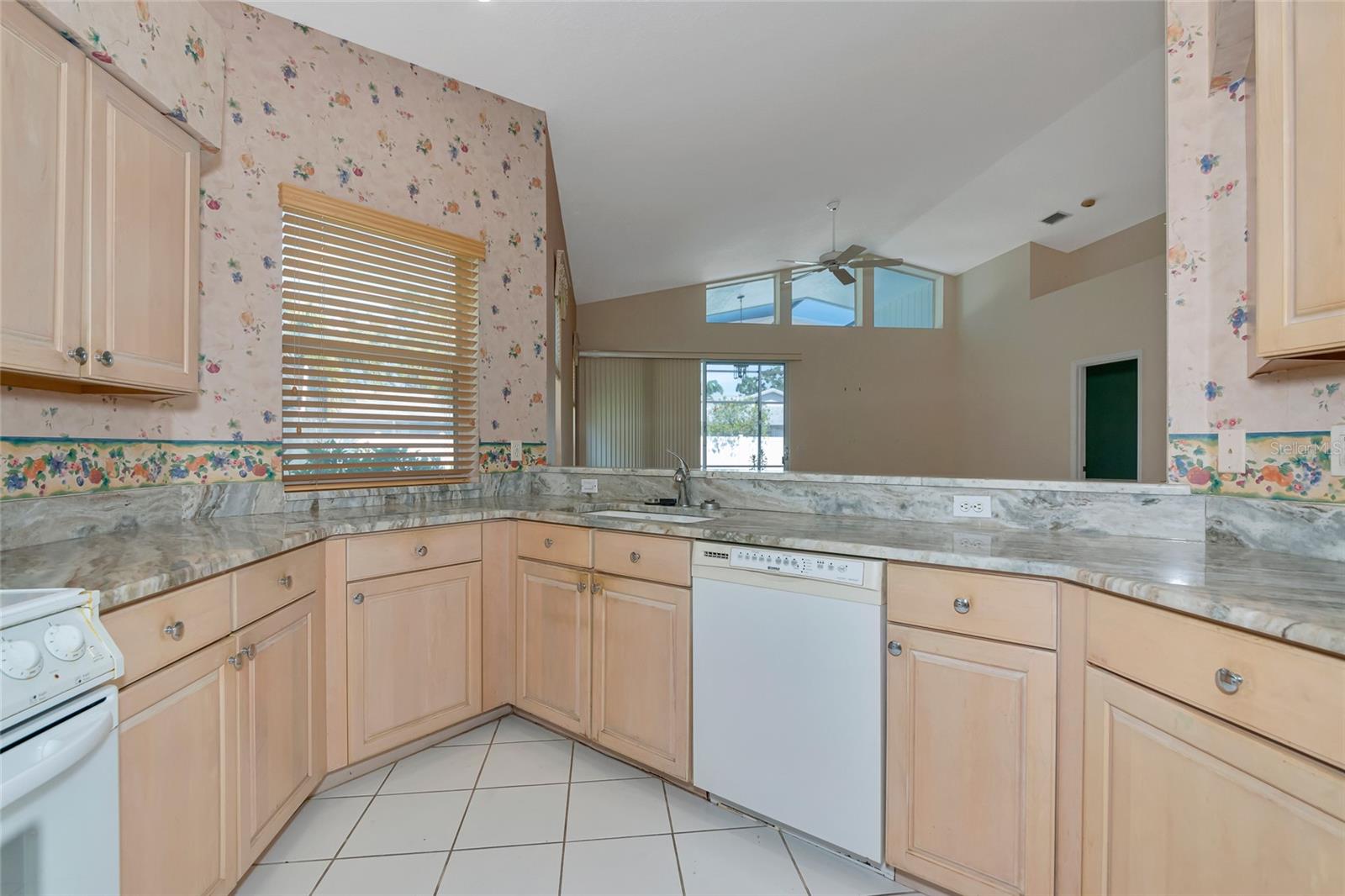 4318 MARCOTT CIR, SARASOTA, FL, 34233