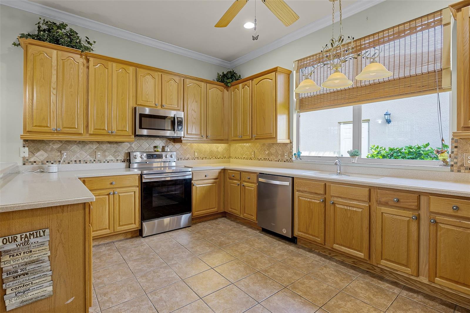 25545 LAUREL VALLEY RD, LEESBURG, FL, 34748