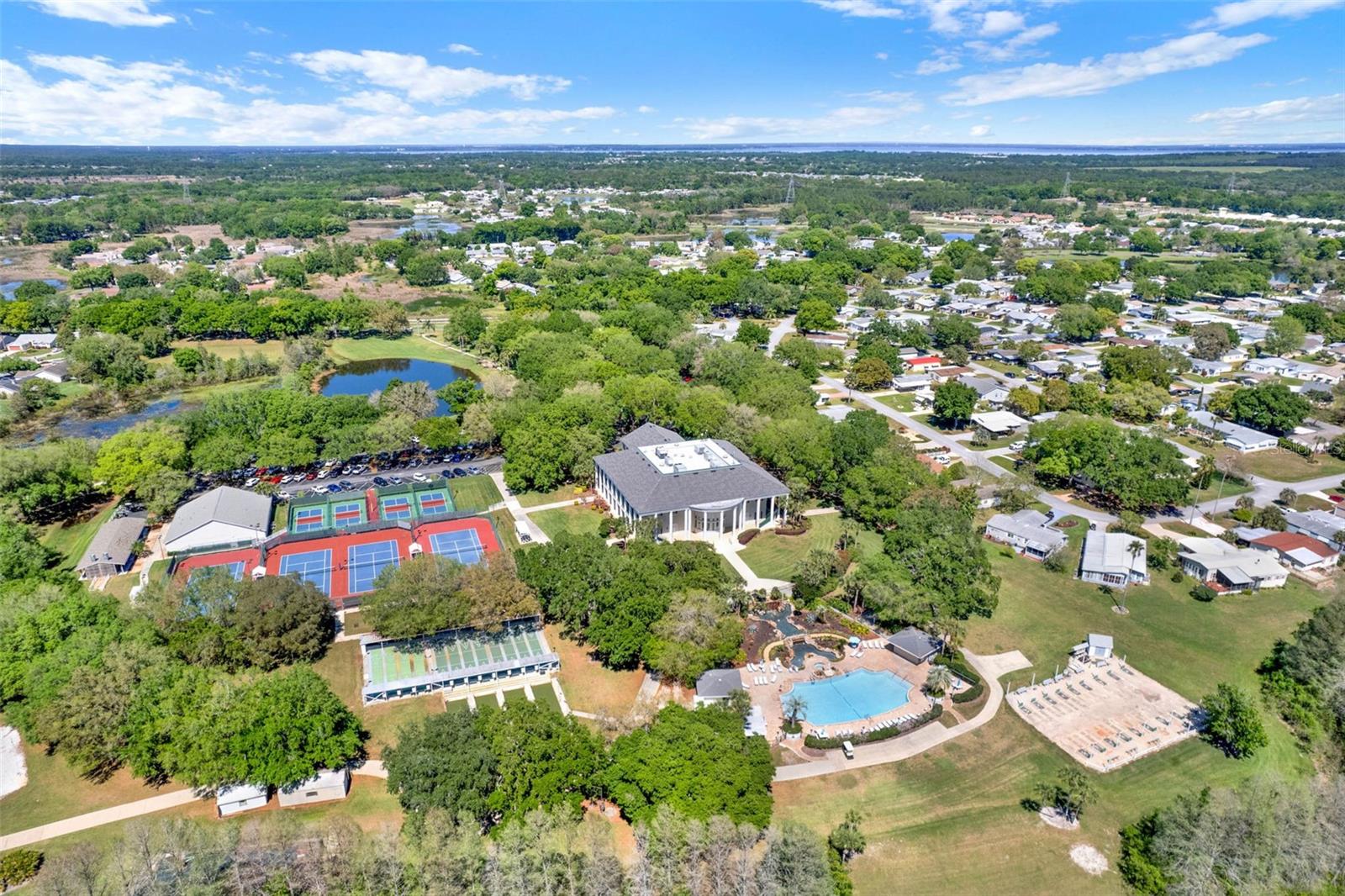 25545 LAUREL VALLEY RD, LEESBURG, FL, 34748