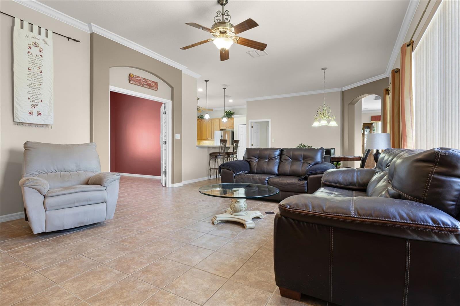 25545 LAUREL VALLEY RD, LEESBURG, FL, 34748