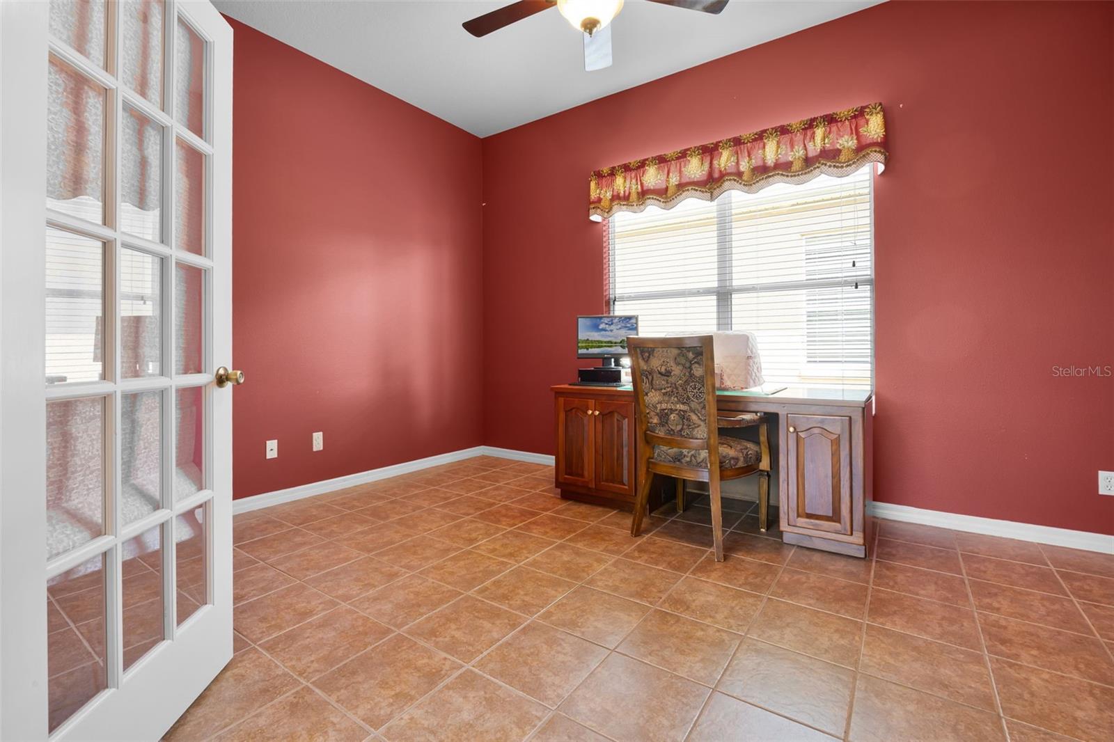 25545 LAUREL VALLEY RD, LEESBURG, FL, 34748