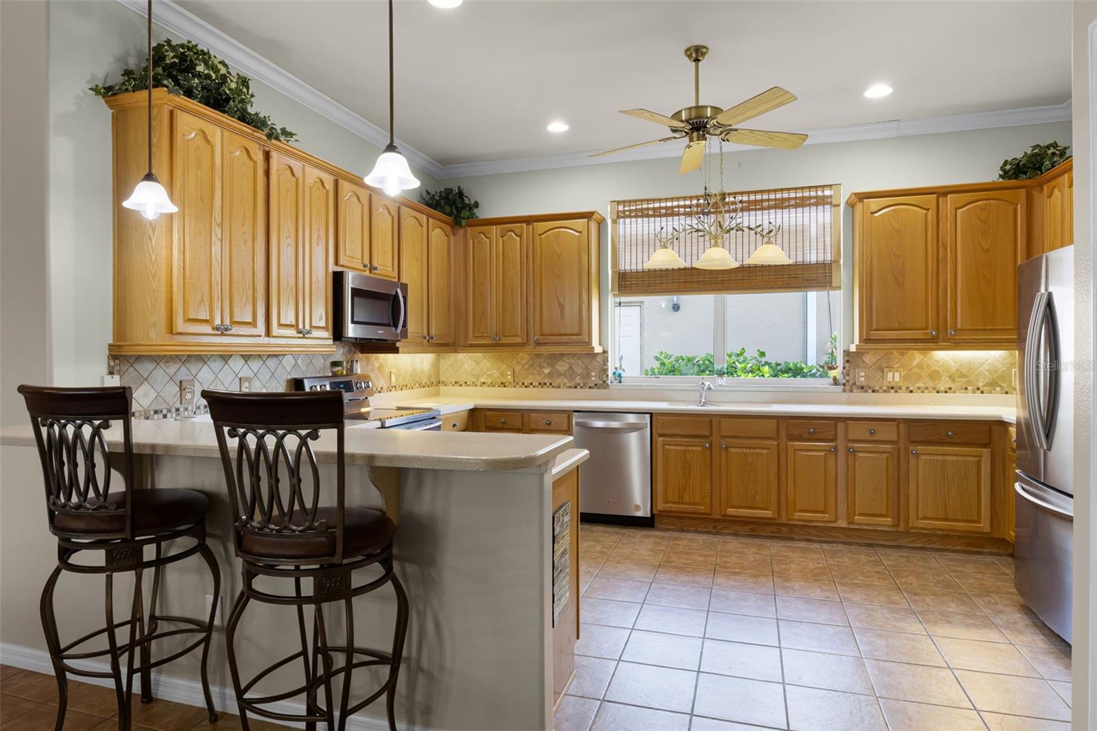 25545 LAUREL VALLEY RD, LEESBURG, FL, 34748