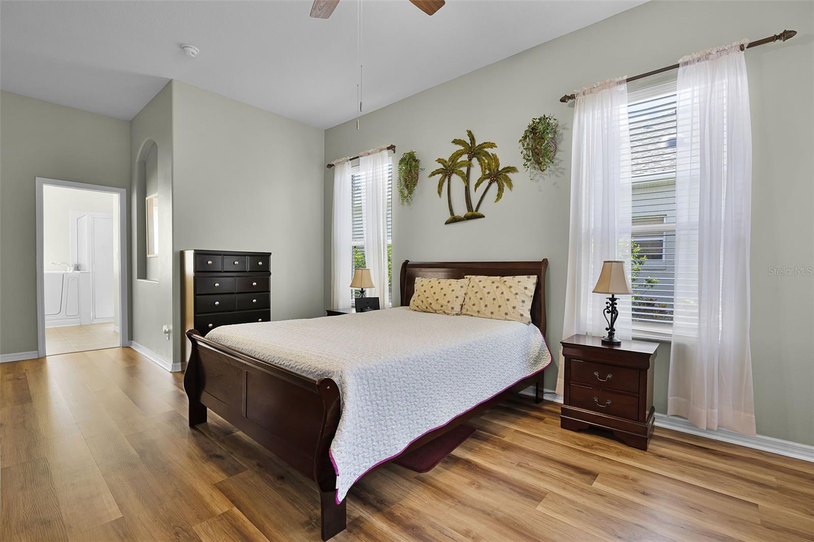 25545 LAUREL VALLEY RD, LEESBURG, FL, 34748