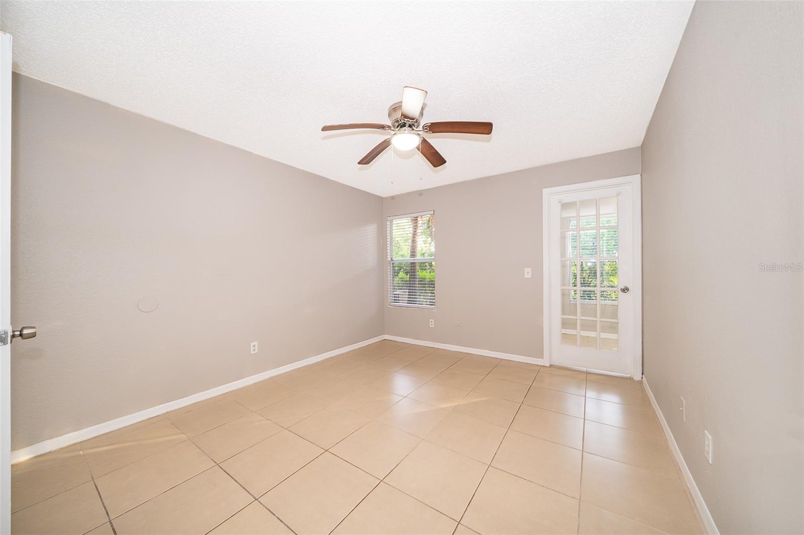 5140 CONROY RD #16, ORLANDO, FL, 32811