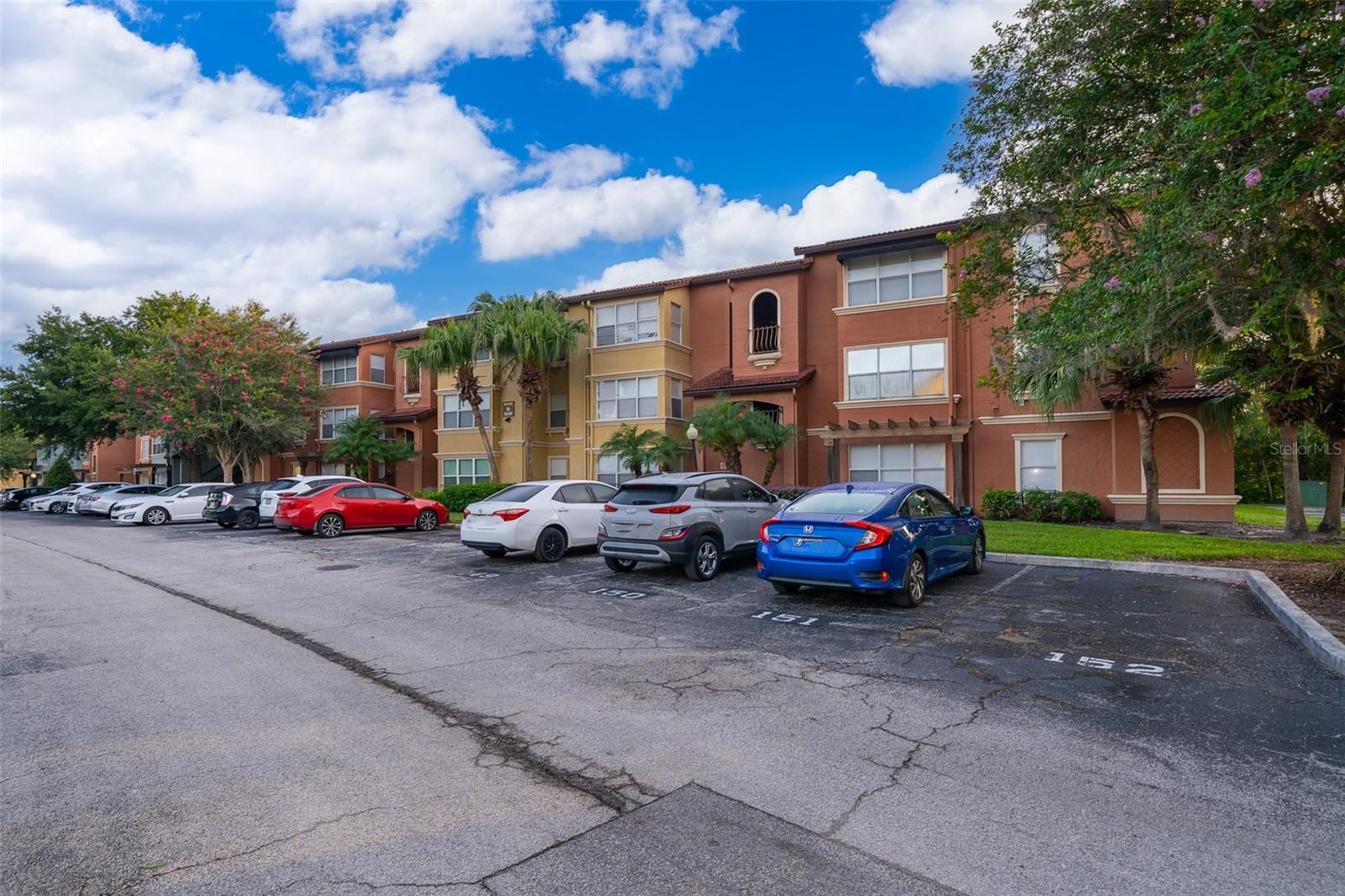 5140 CONROY RD #16, ORLANDO, FL, 32811