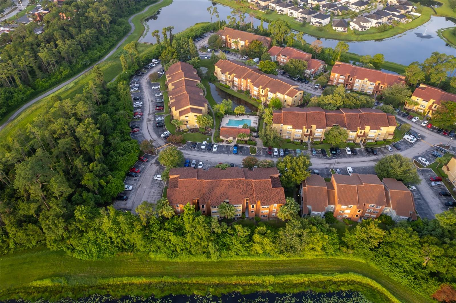 5140 CONROY RD #16, ORLANDO, FL, 32811