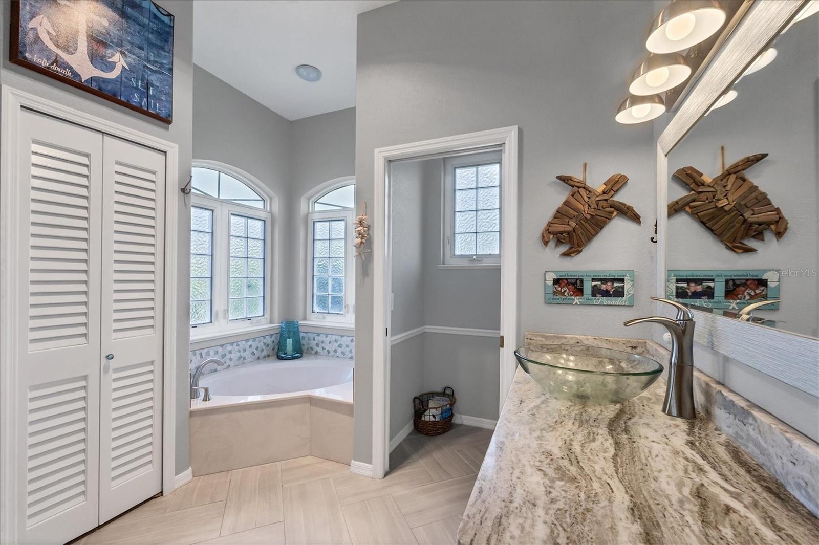 13900 LONG LAKE LN, PORT CHARLOTTE, FL, 33953