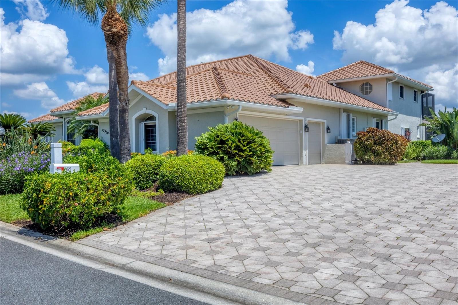 13900 LONG LAKE LN, PORT CHARLOTTE, FL, 33953