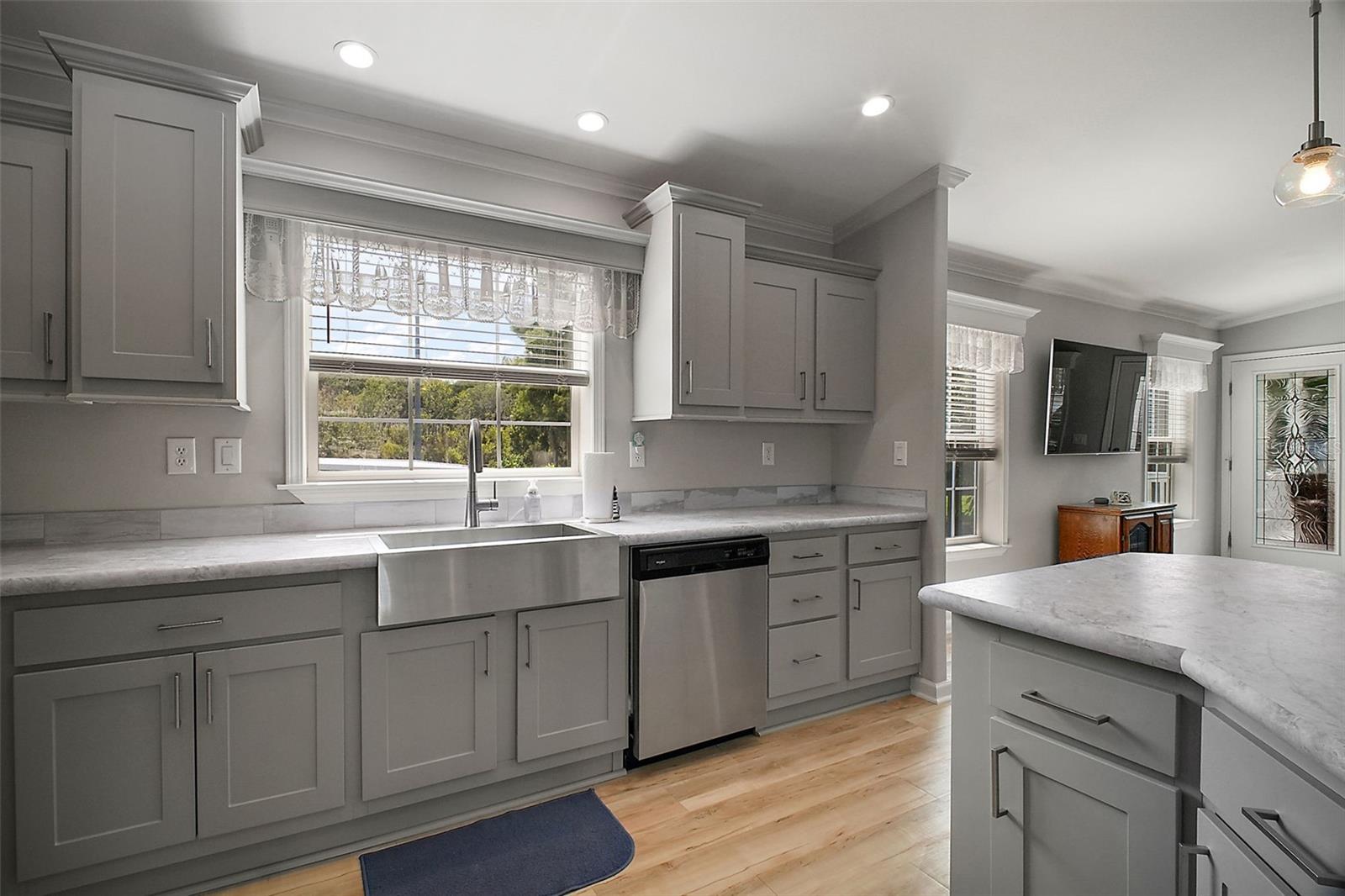 31609 TERRACE DR, TAVARES, FL, 32778