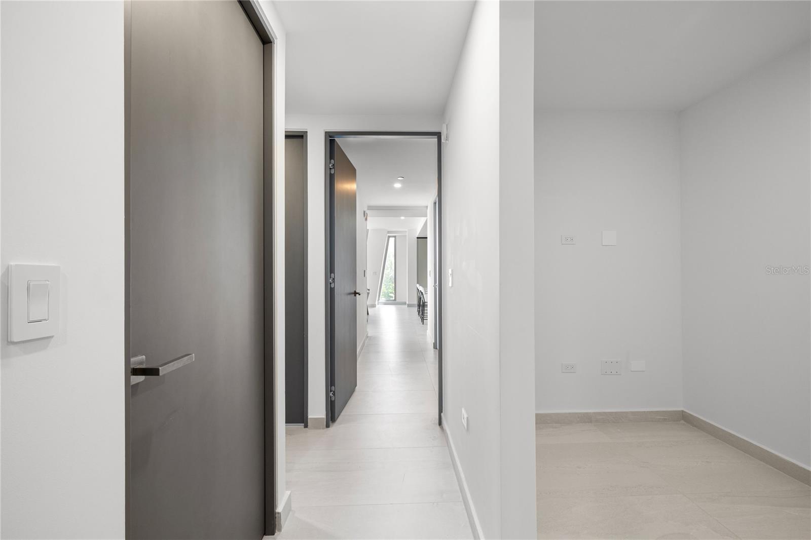 PR9114838 Property Photo