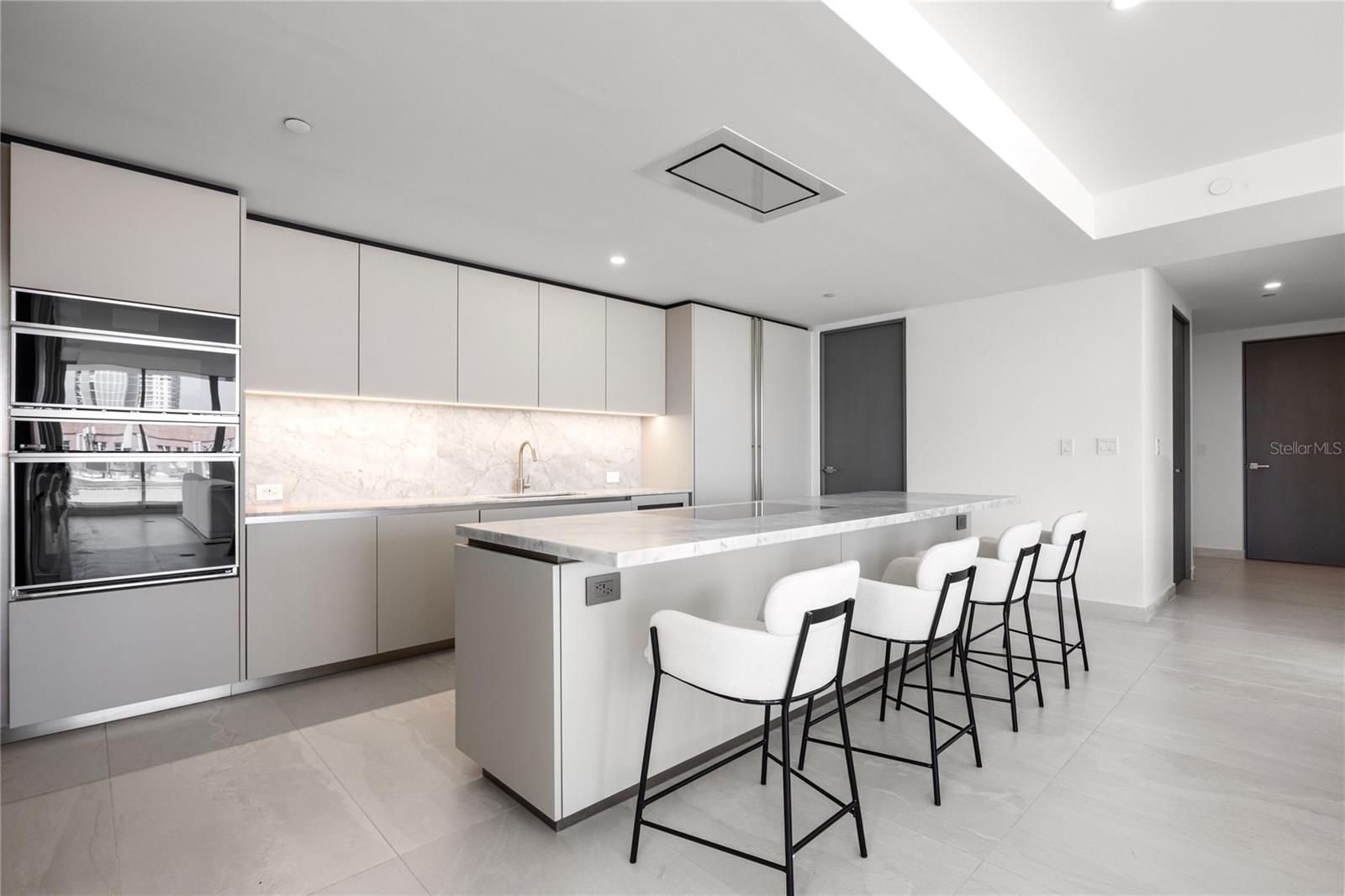 PR9114838 Property Photo