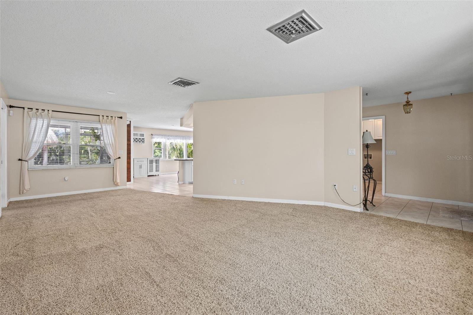 A4658775 Property Photo