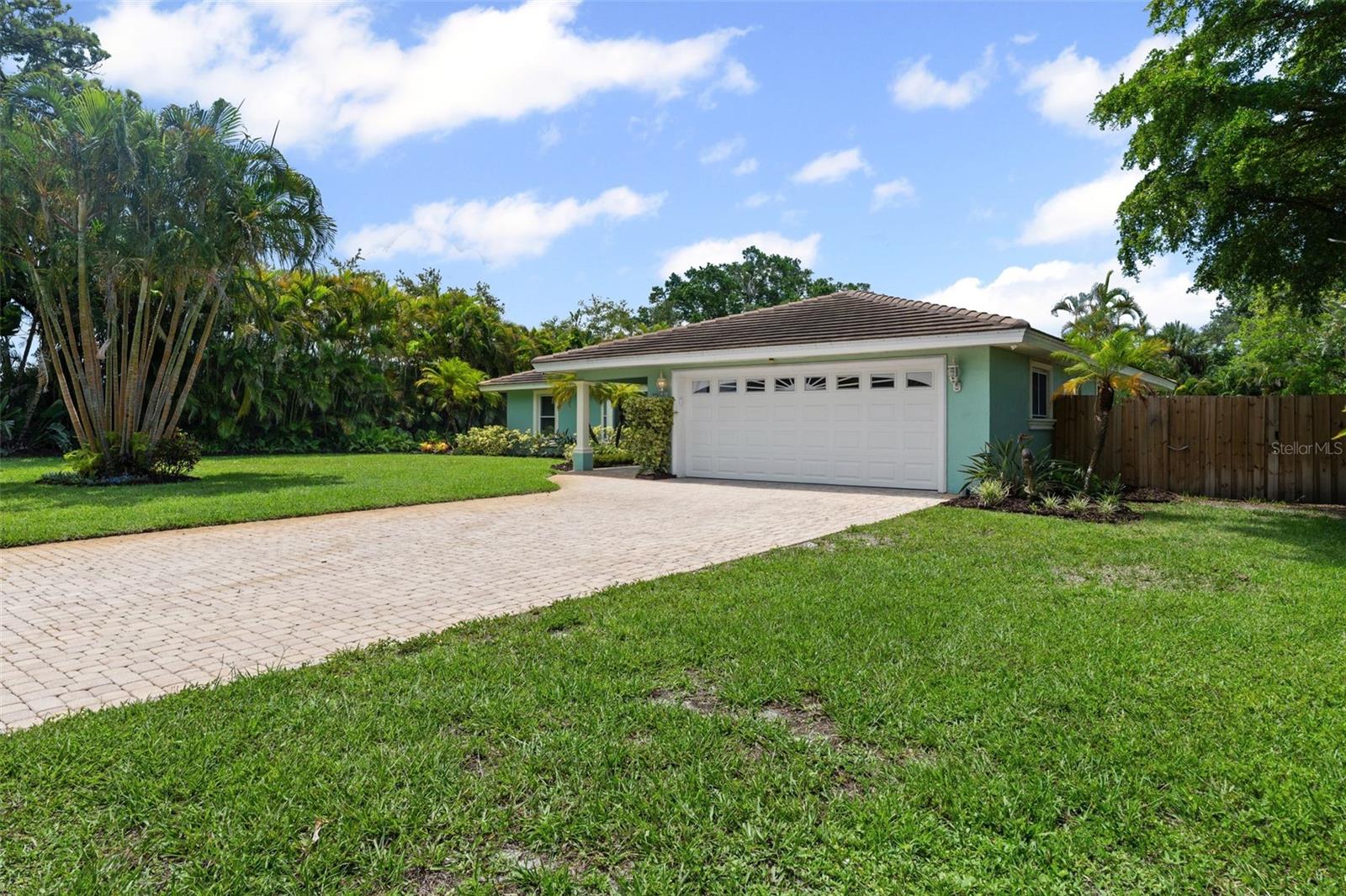 A4658775 Property Photo