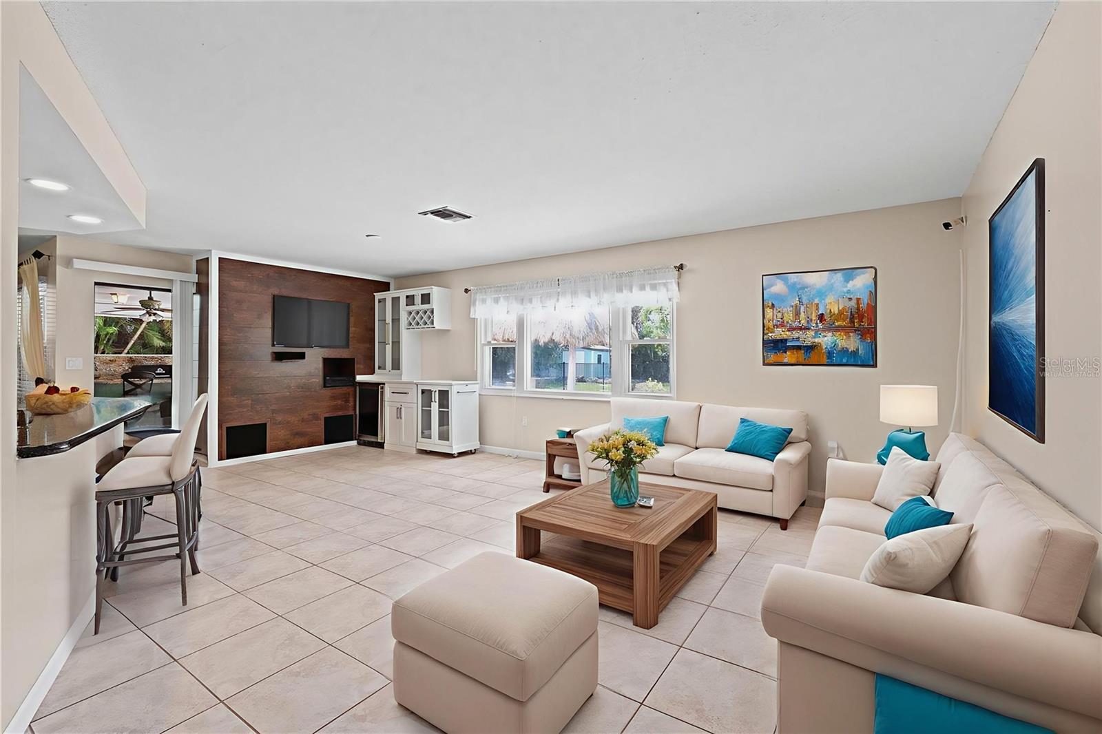 A4658775 Property Photo