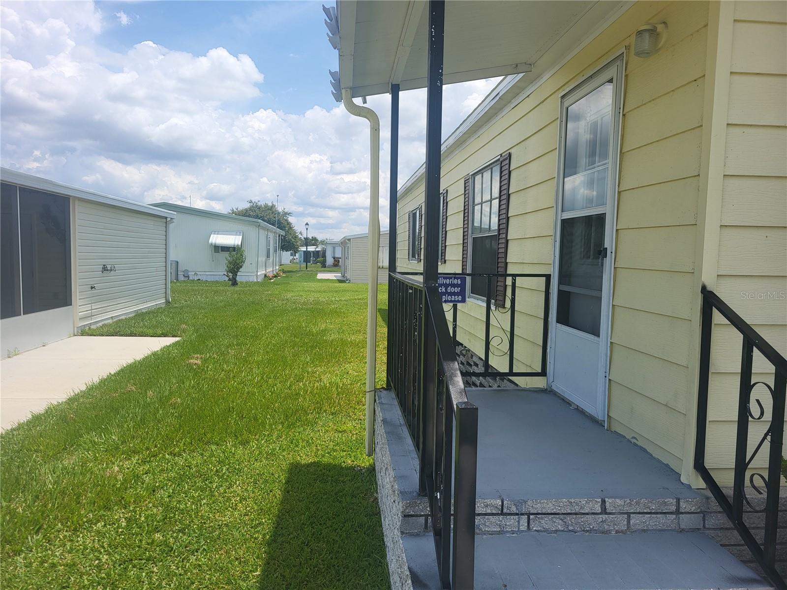 P4935525 Property Photo