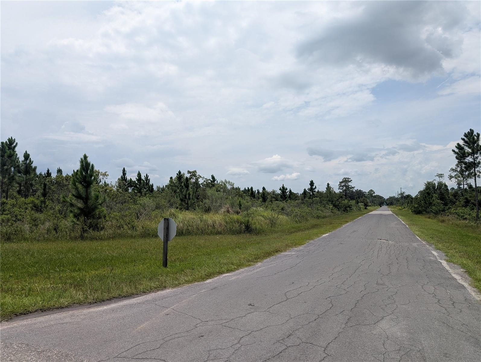 68 LIMONIA DR, INDIAN LAKE ESTATES, FL, 33855