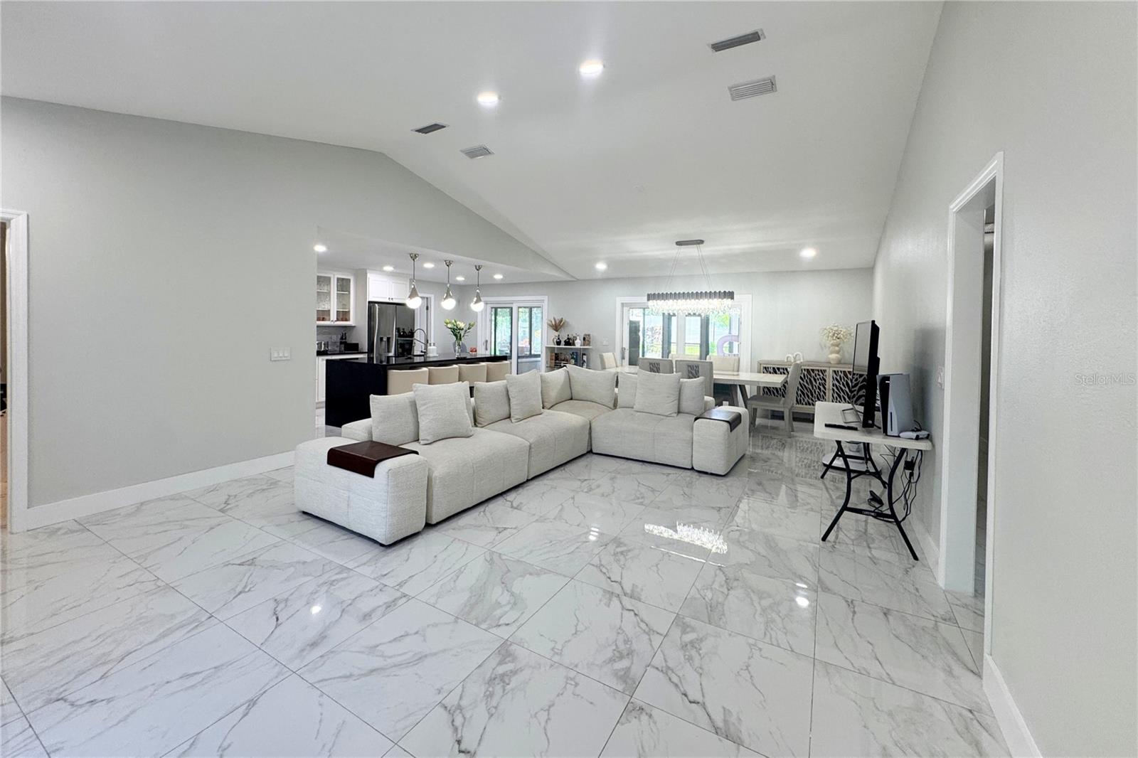 513 E WILDMERE AVE, LONGWOOD, FL, 32750