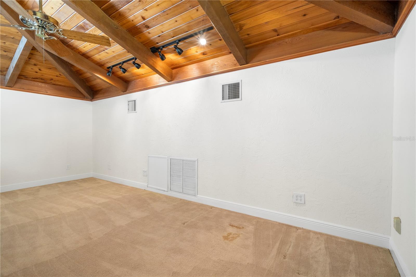 404 DICKMAN DR SW, RUSKIN, FL, 33570