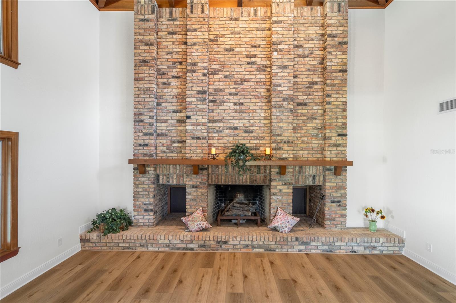 404 DICKMAN DR SW, RUSKIN, FL, 33570