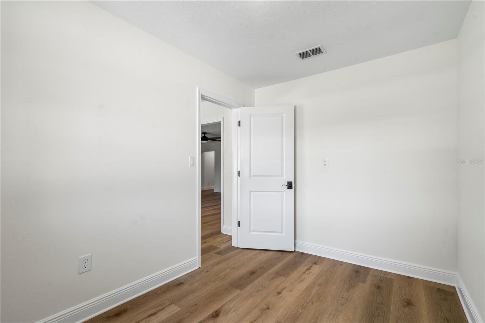 404 DICKMAN DR SW, RUSKIN, FL, 33570