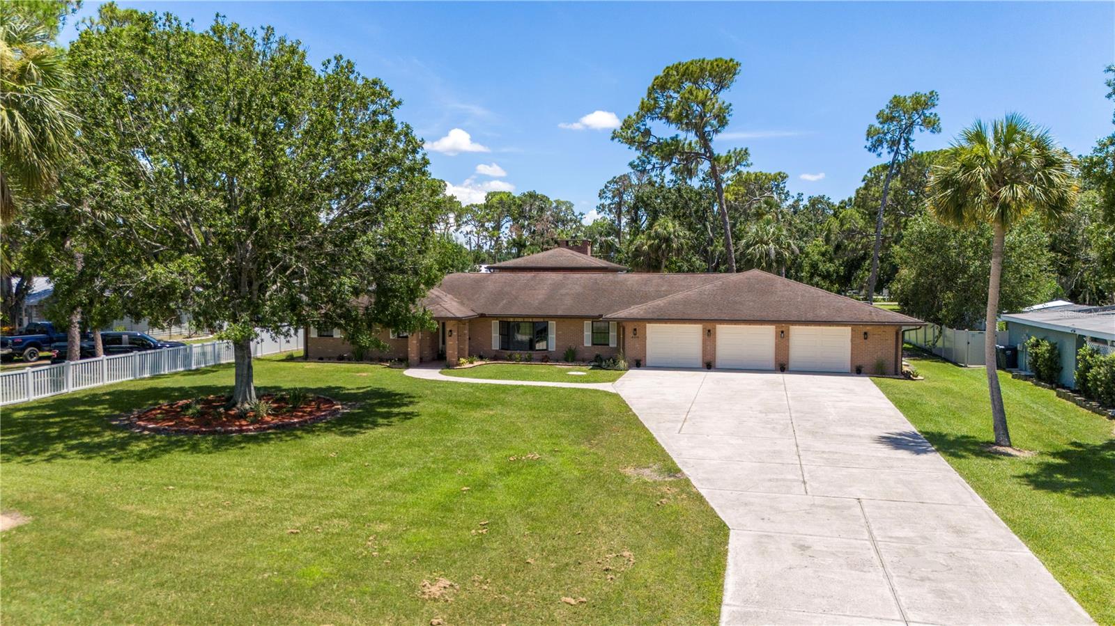 404 DICKMAN DR SW, RUSKIN, FL, 33570