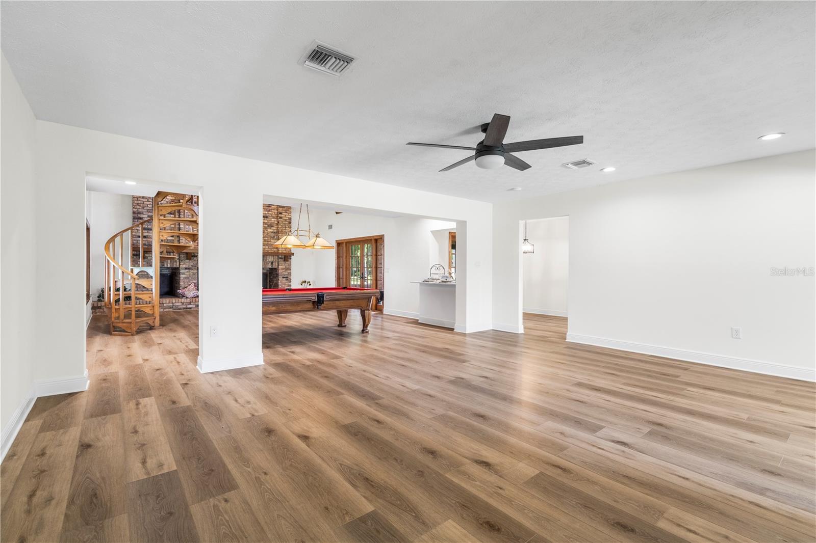 404 DICKMAN DR SW, RUSKIN, FL, 33570