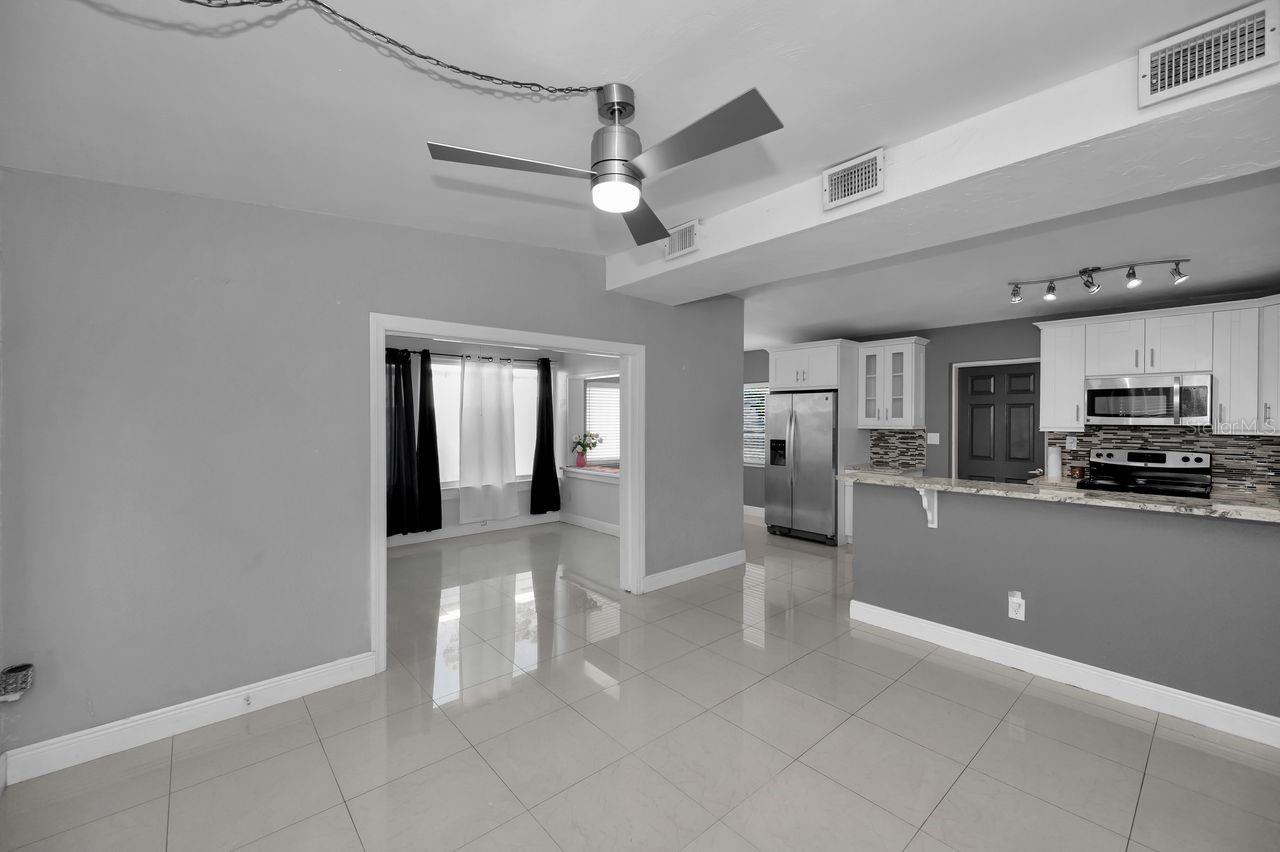 Open Floor Plan Vacant