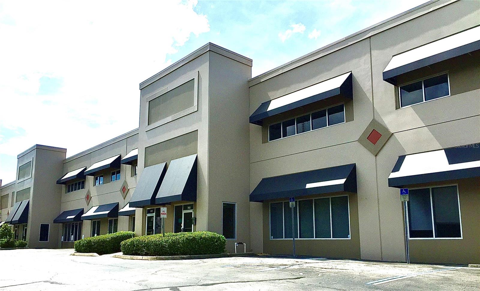 7802 KINGSPOINTE PKWY #207B, ORLANDO, FL, 32819