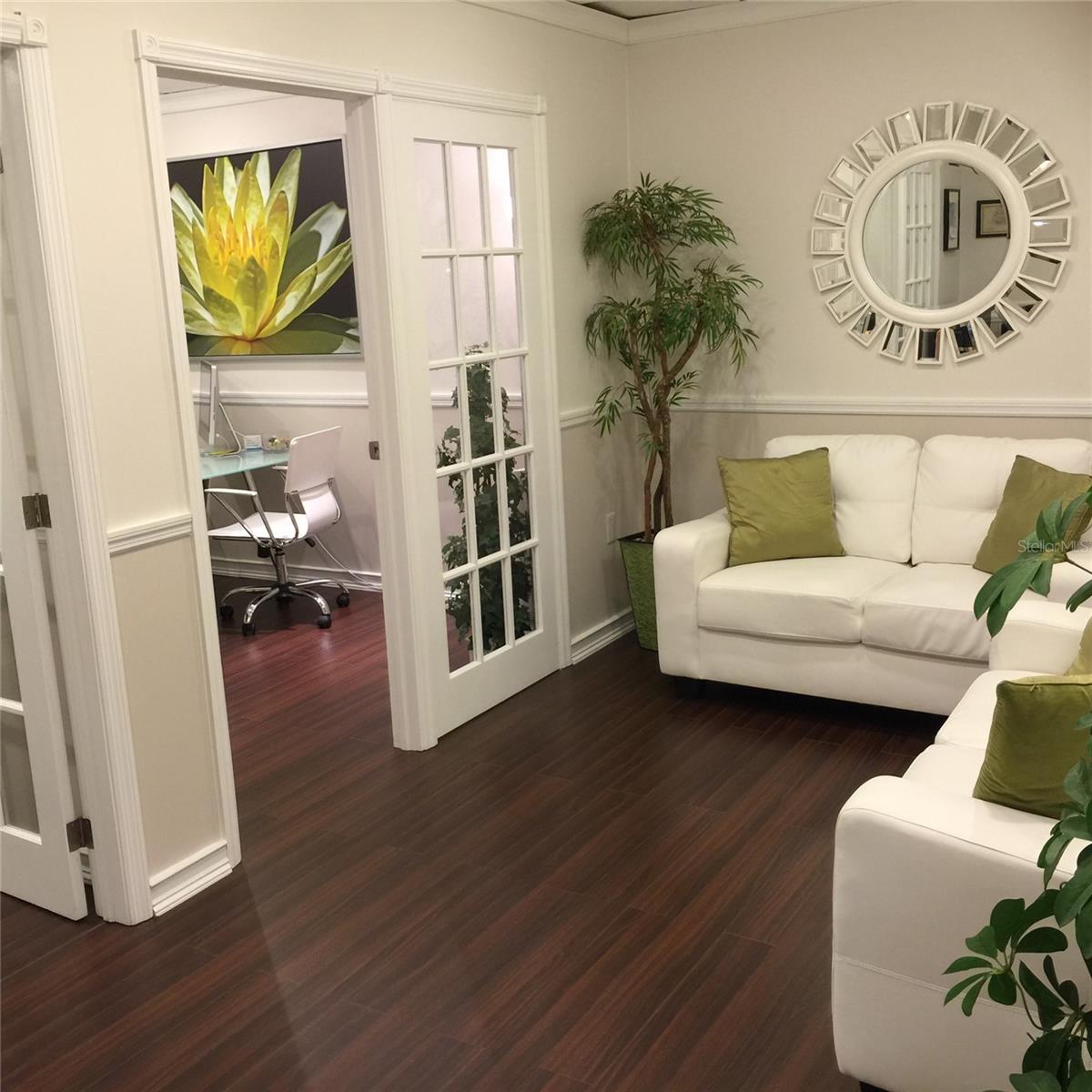 7802 KINGSPOINTE PKWY #207B, ORLANDO, FL, 32819