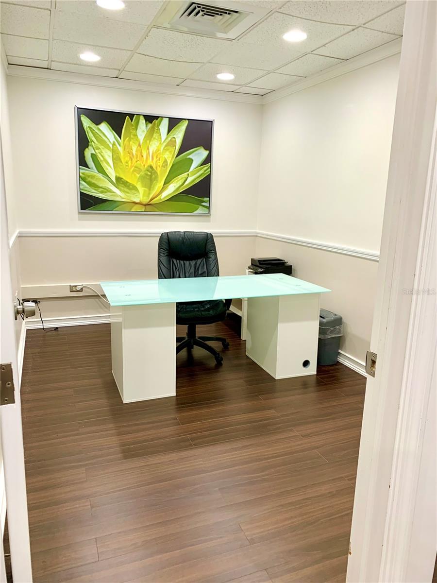 7802 KINGSPOINTE PKWY #207B, ORLANDO, FL, 32819