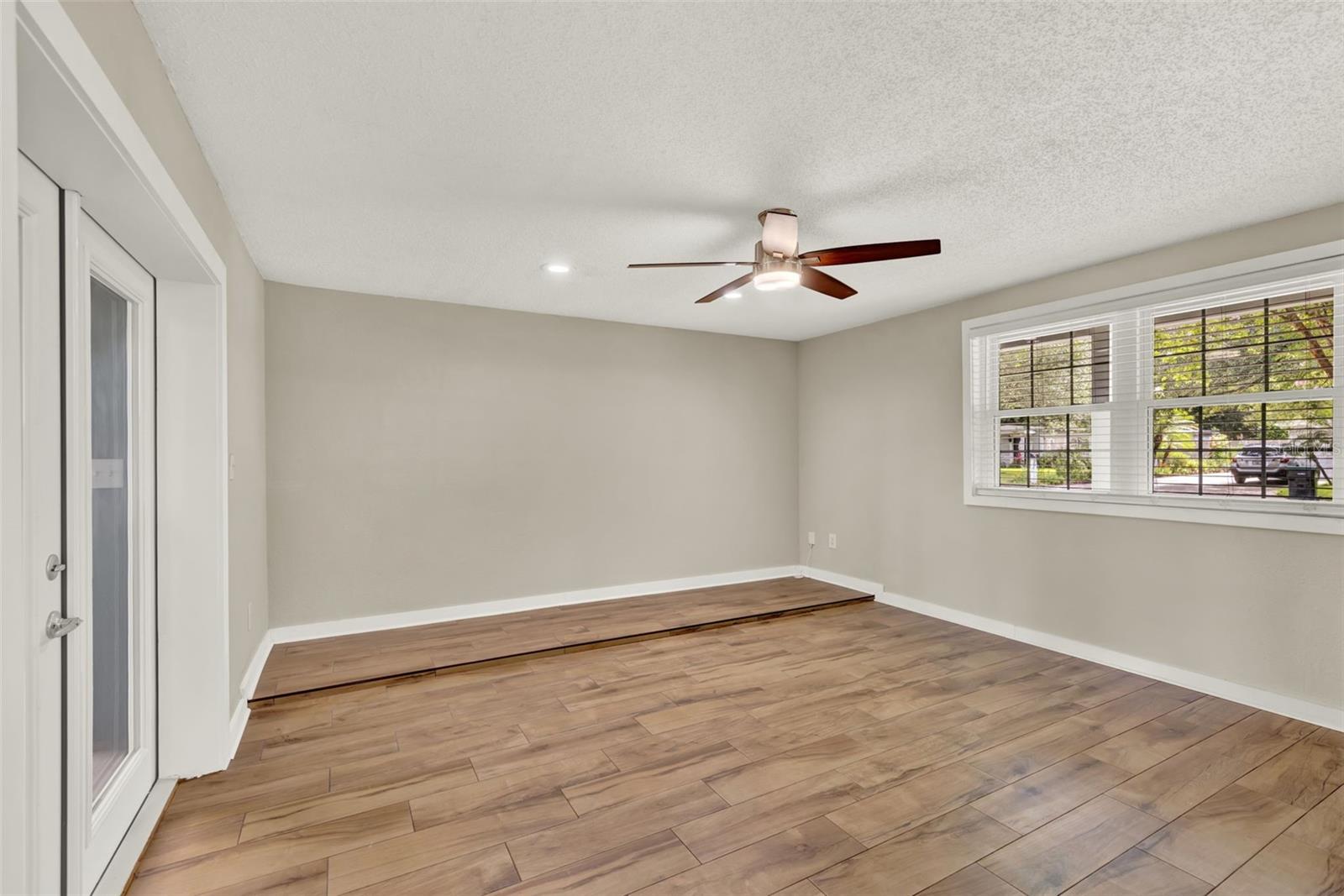 2900 TOURAINE AVE, ORLANDO, FL, 32812