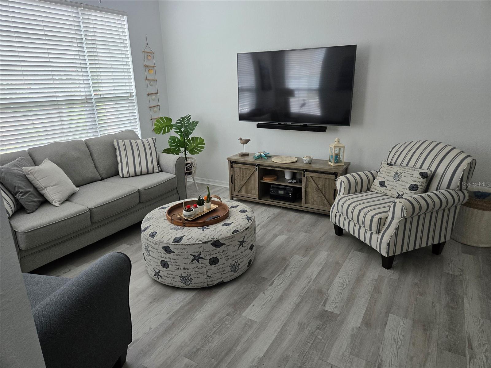 5581 ROSEHILL RD #101, SARASOTA, FL, 34233