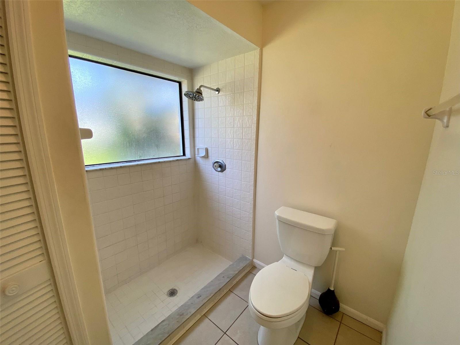 3015 CRESTED CIR, ORLANDO, FL, 32837