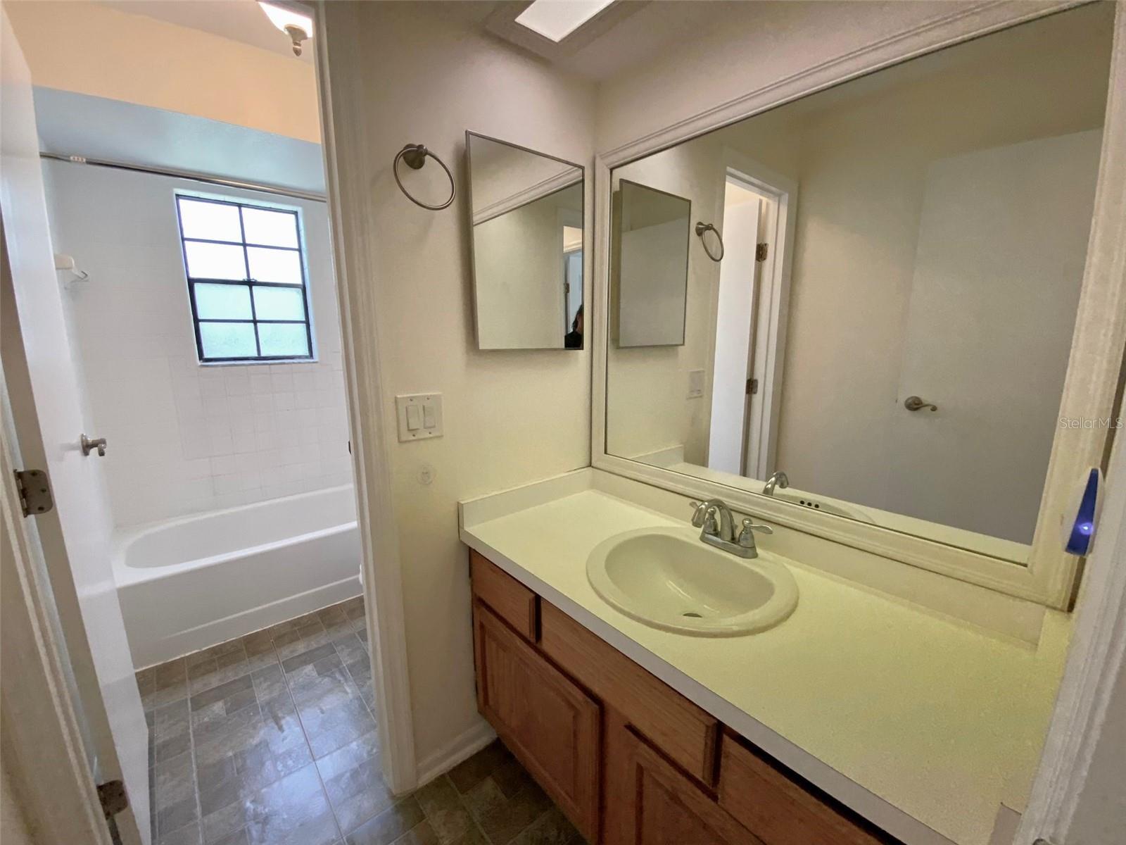 3015 CRESTED CIR, ORLANDO, FL, 32837