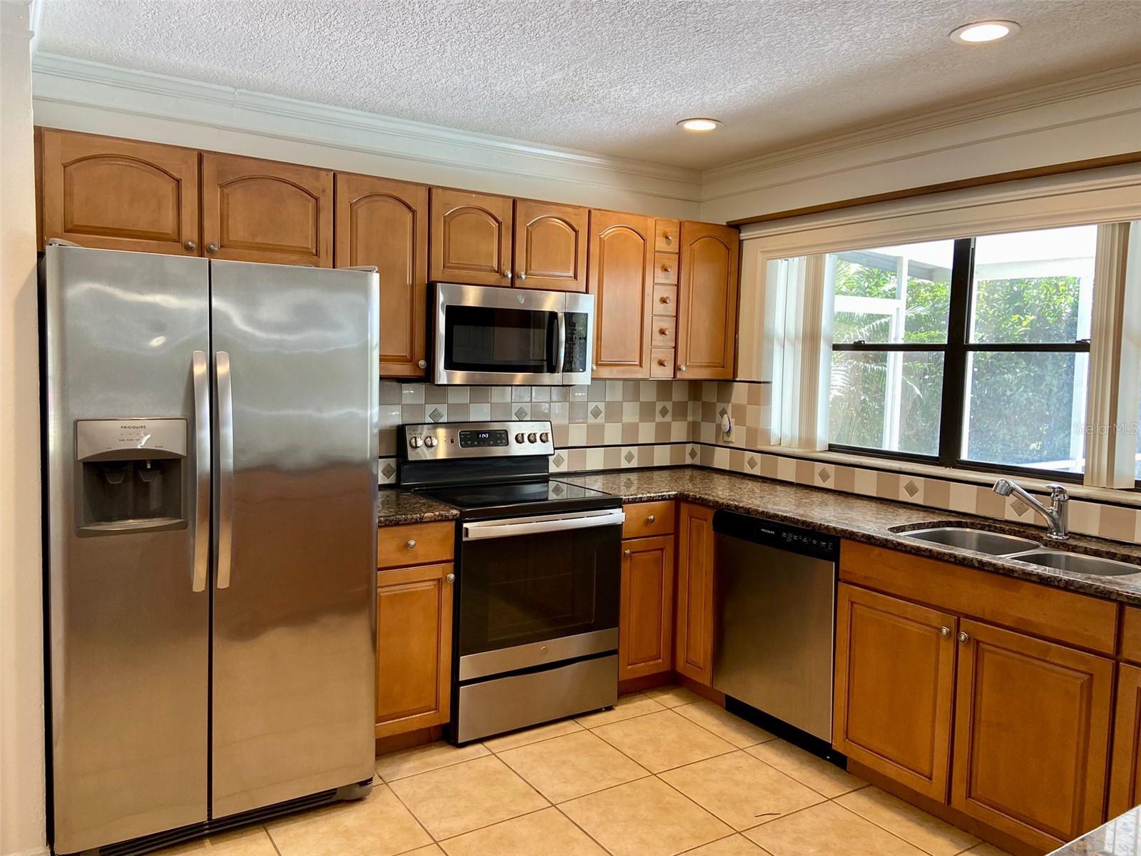 3015 CRESTED CIR, ORLANDO, FL, 32837