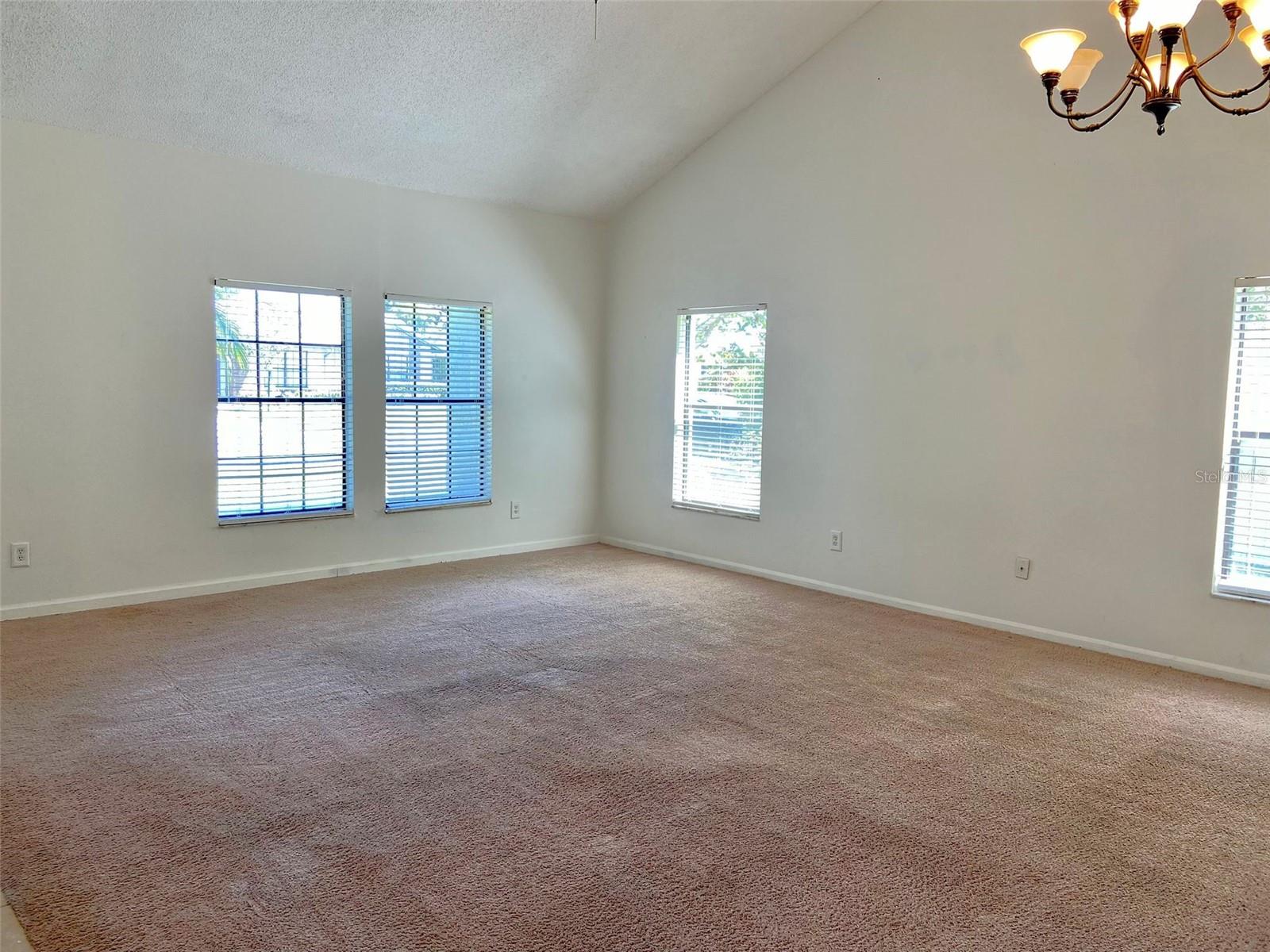 3015 CRESTED CIR, ORLANDO, FL, 32837