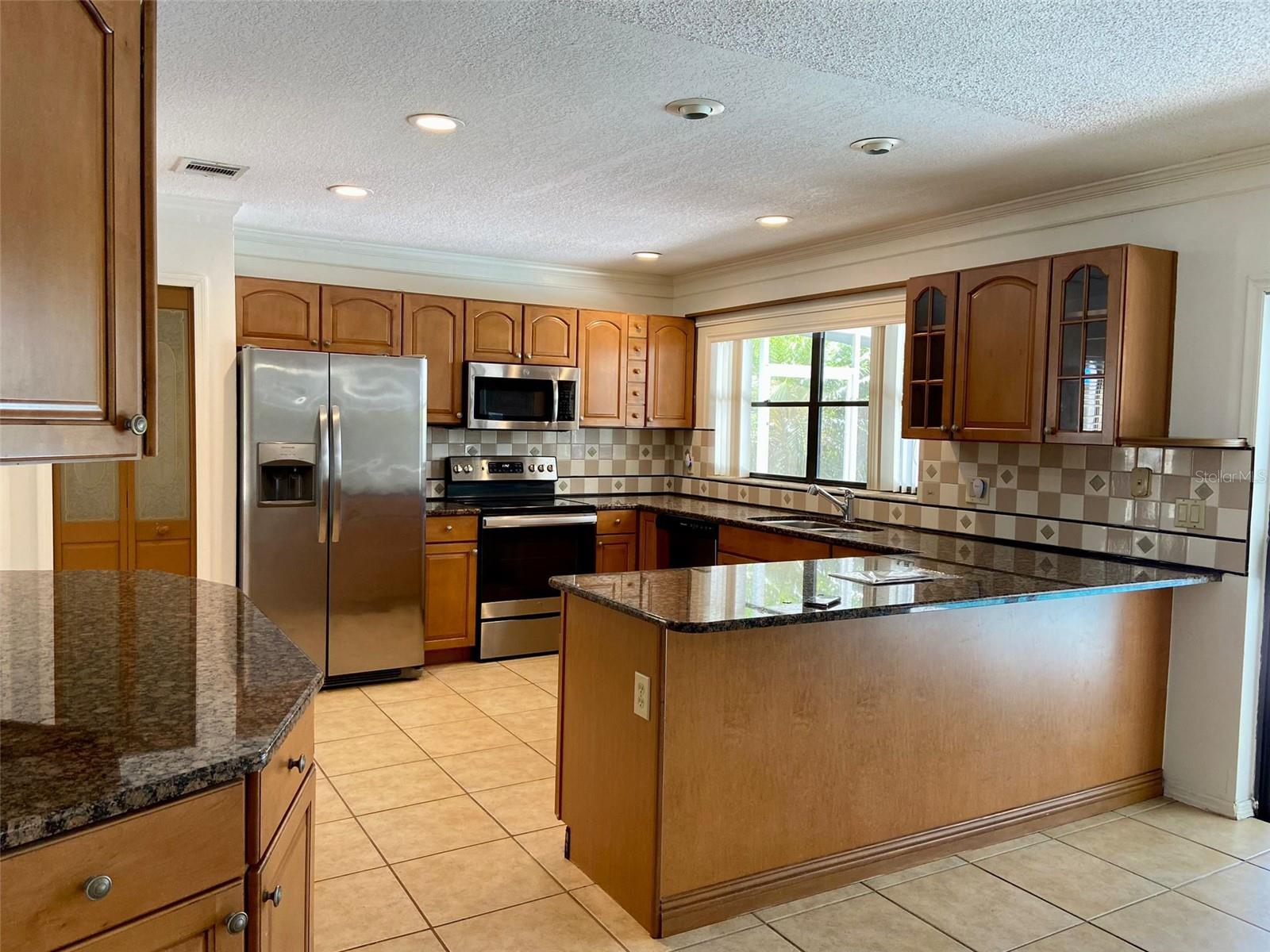 3015 CRESTED CIR, ORLANDO, FL, 32837