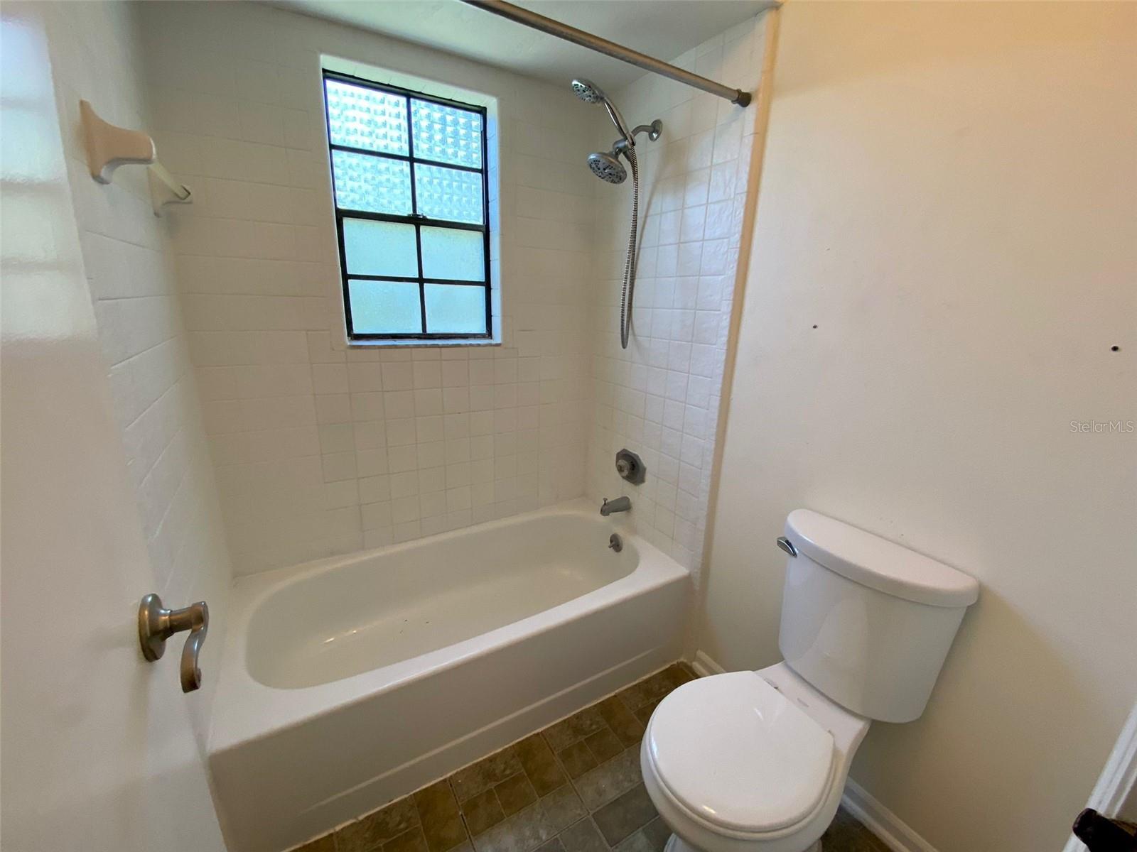 3015 CRESTED CIR, ORLANDO, FL, 32837