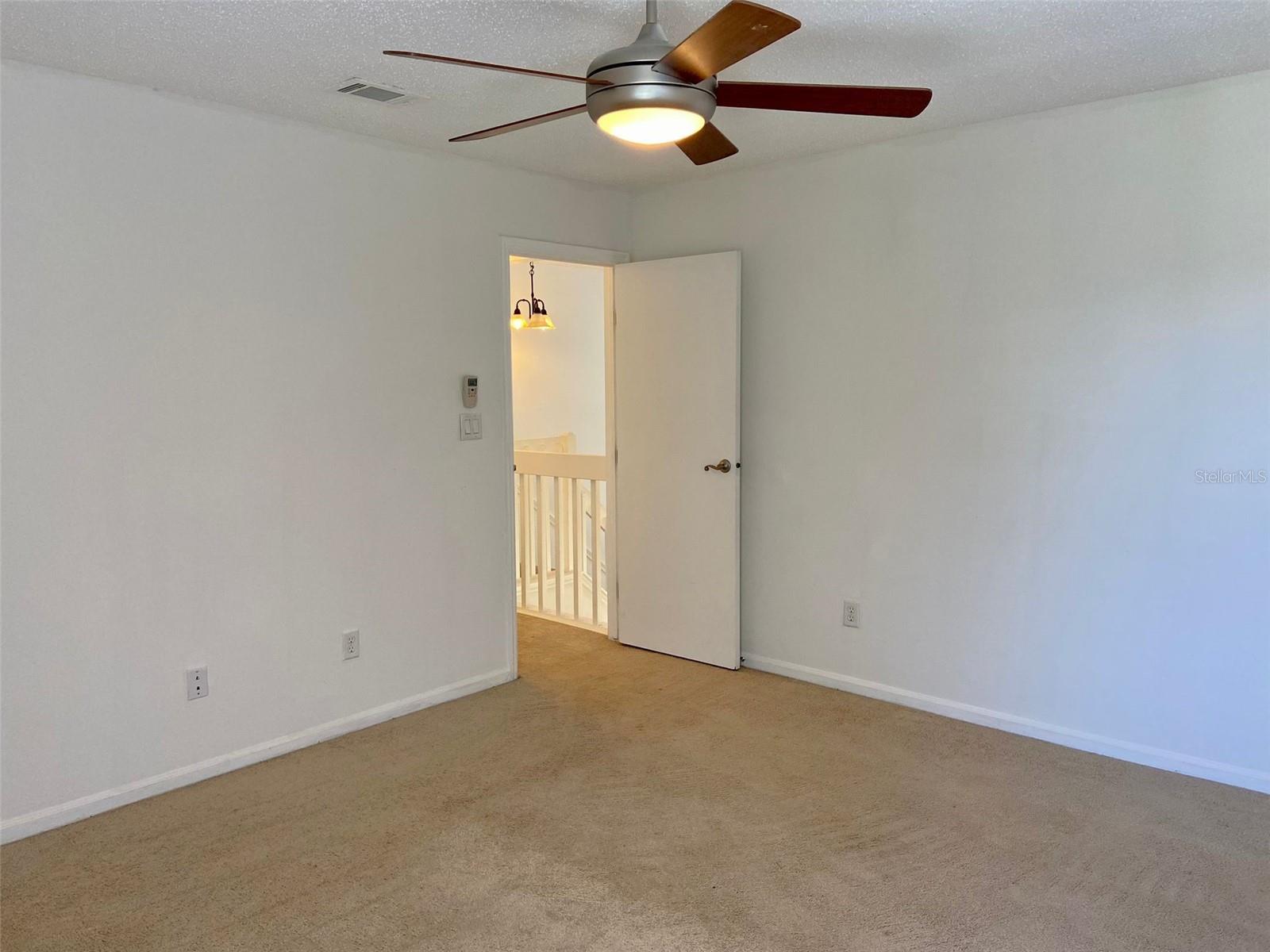 3015 CRESTED CIR, ORLANDO, FL, 32837