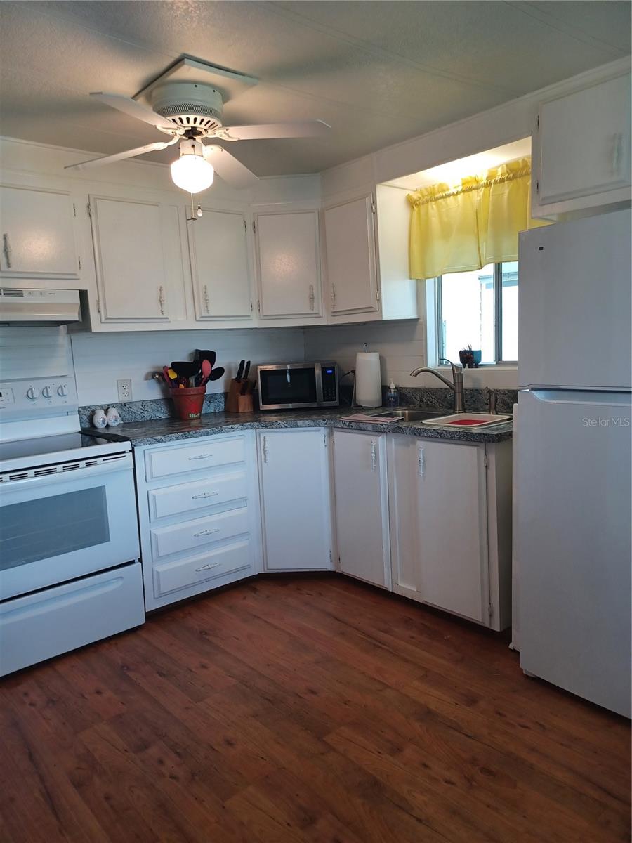 34620 SWEETPEA LN, ZEPHYRHILLS, FL, 33541