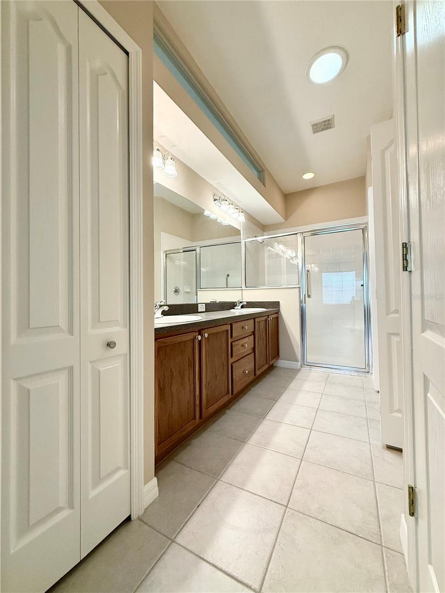 3326 CHAPEL CREEK CIR, WESLEY CHAPEL, FL, 33544