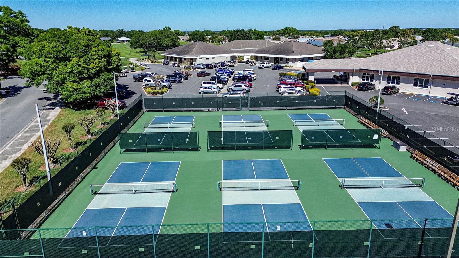 1020 CARACARA CIR N, LAKELAND, FL, 33809