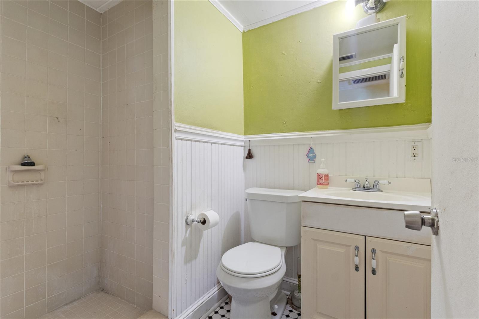 1607 LAKE LORINE DR, ORLANDO, FL, 32808