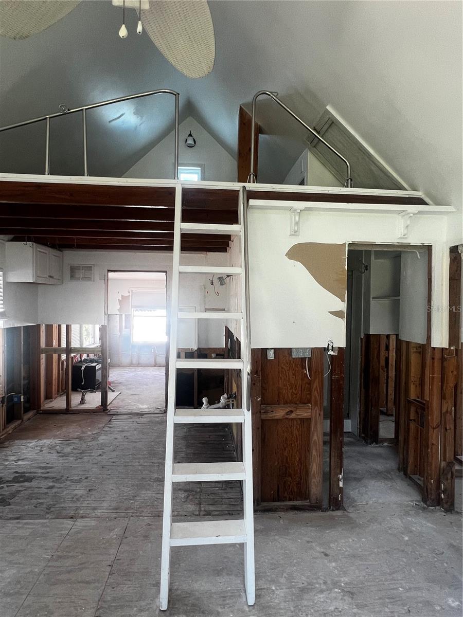 13707 PLYMOUTH ST, MADEIRA BEACH, FL, 33708