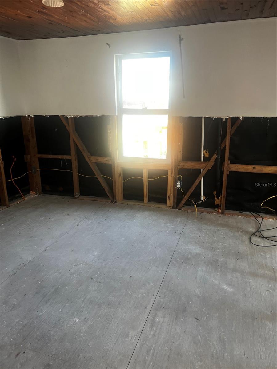 13707 PLYMOUTH ST, MADEIRA BEACH, FL, 33708