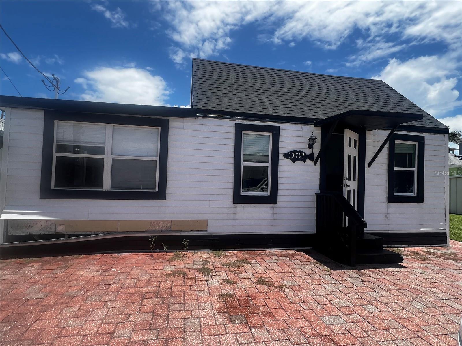 13707 PLYMOUTH ST, MADEIRA BEACH, FL, 33708