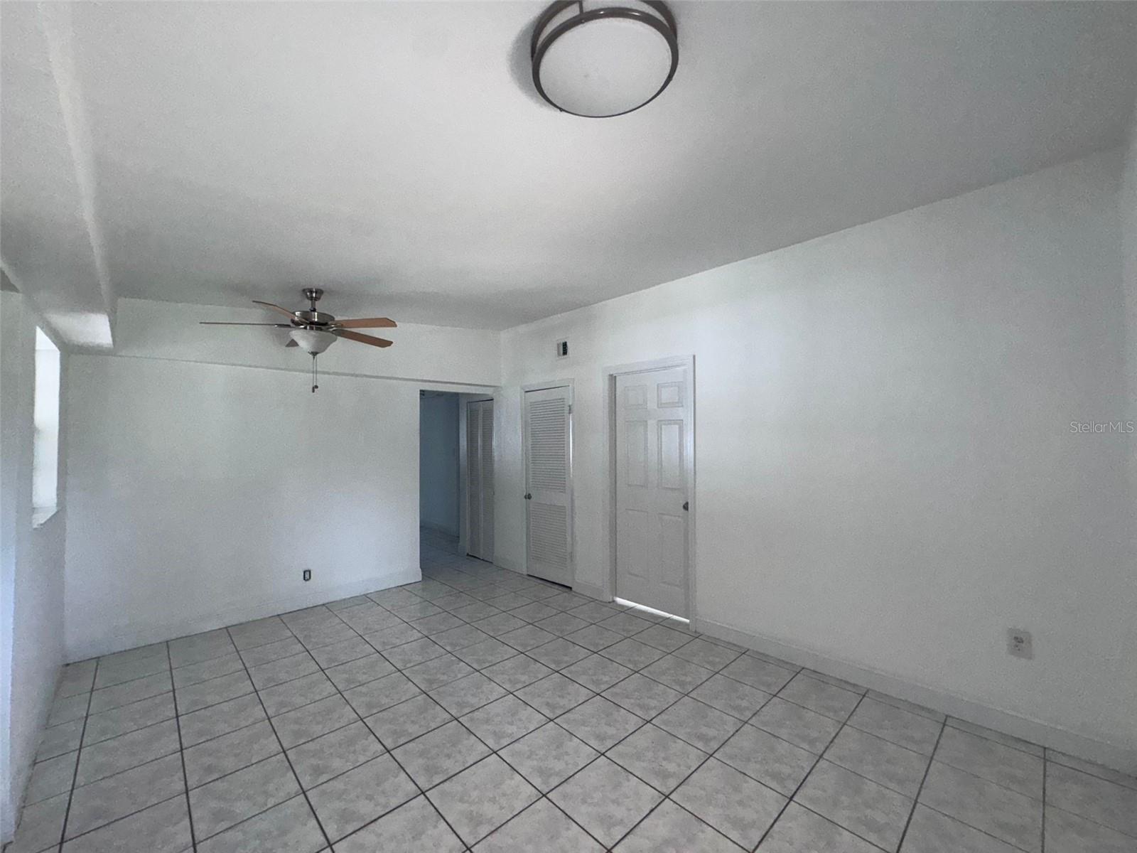 6017 BLOSSOM AVE, TAMPA, FL, 33614