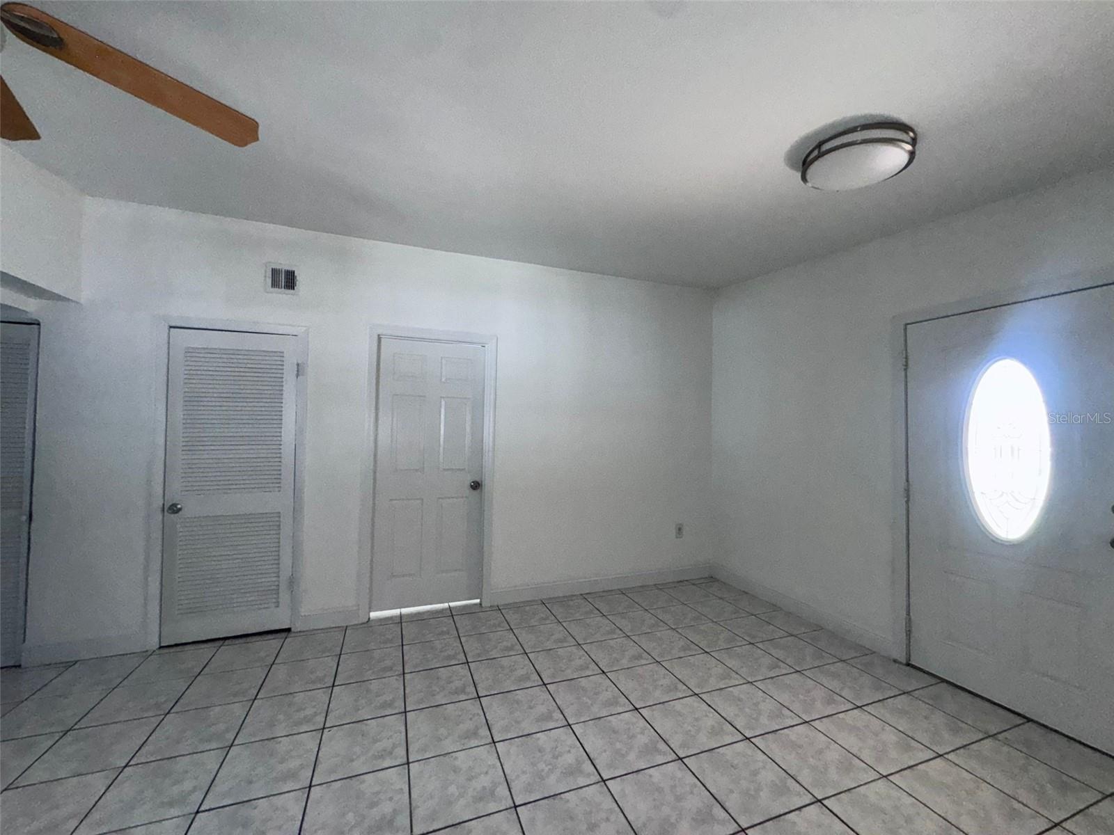 6017 BLOSSOM AVE, TAMPA, FL, 33614