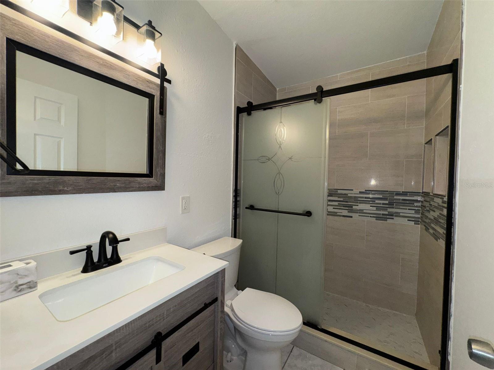 6017 BLOSSOM AVE, TAMPA, FL, 33614